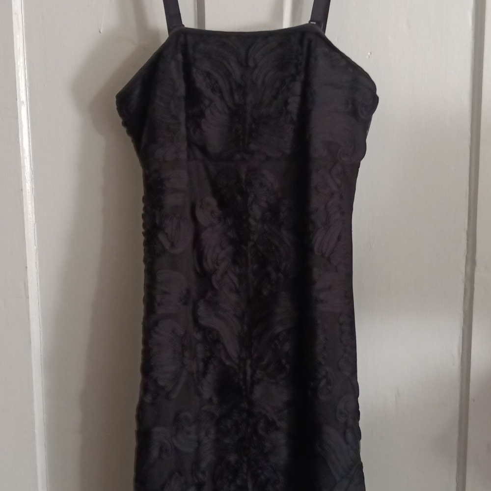 WHBM~Stunner Sexy Black Dress♥️